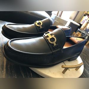 Salvatore Ferragamo mens loafers shoes 11 D Black Leather Silver Hardware